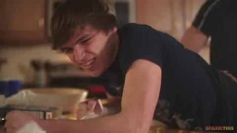 Casal sexy caseiro – Max e Tristan