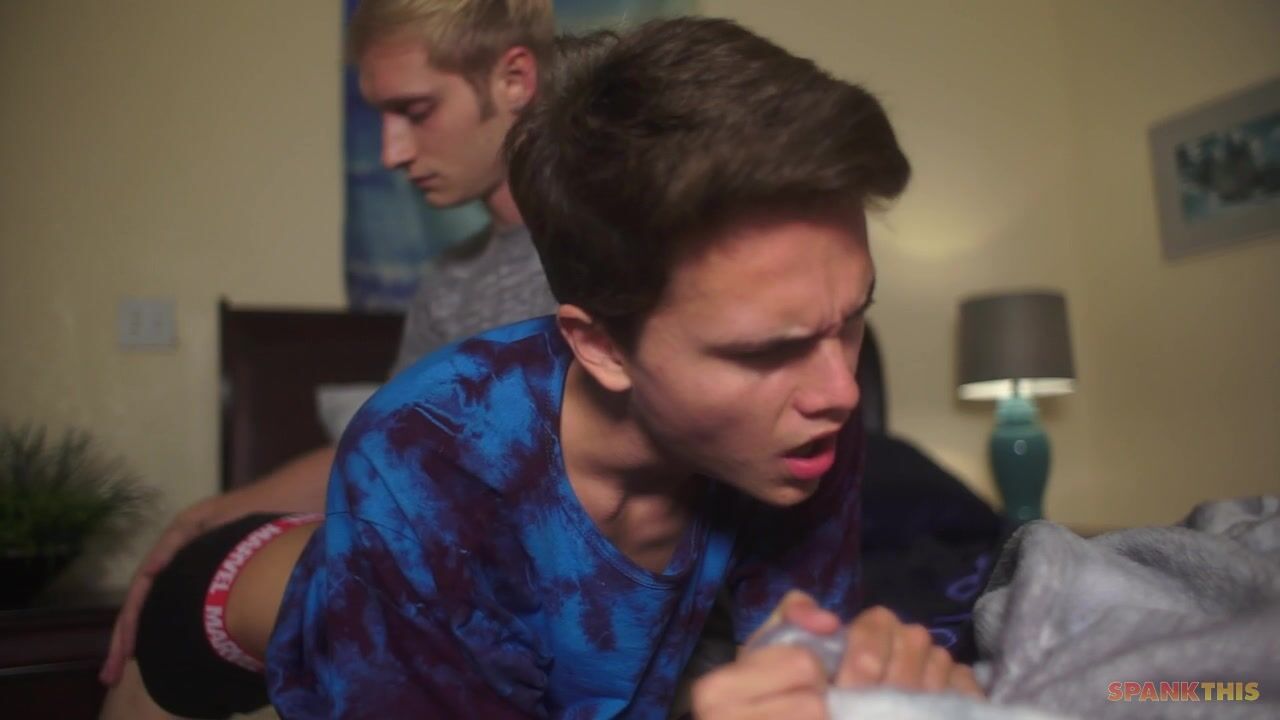 porn sexy couple friends twinks max cody