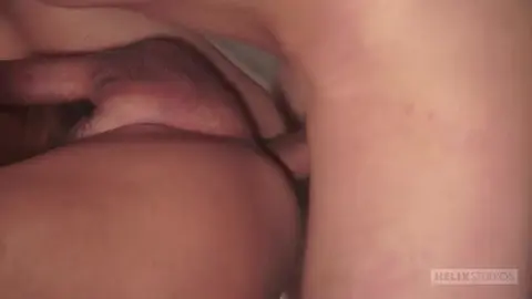 Coppia di amici-amanti a casa — Andy & Jared