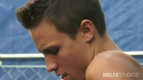 Coppia twink hot all’aperto – Andy e Jacob