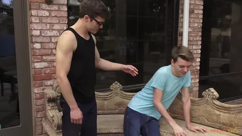 Couple porno sexy – show à la maison – Blake & Ethan