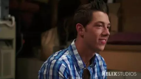 Coppia sexy e bollente, amici twinks – Luke e Jacob