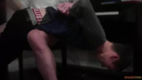 Coppia porno amatoriale: Josh e Trevor