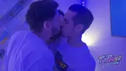 3 hommes très excités : Kevin Rollo, LUISOOFFICIAL, MorboWilliams