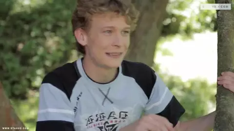 Pareja de twinks sexy — Felix y Timmy