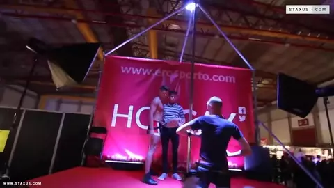 Casal de twinks bem quentes – Alec e Tony