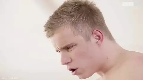 Heißes Porno-Twink-Paar — Carl & Noah