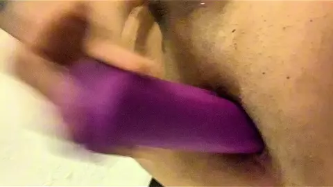 Gioco con il mio culo e sex toys