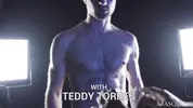 Drew Dixon traga el semen de Teddy Torres