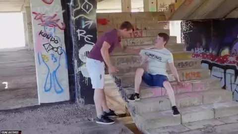 Coppia porno sexy di twinks — Taylor & John