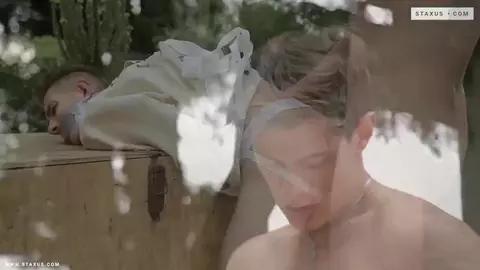 Minets bien chauds : Johnathan & Tony