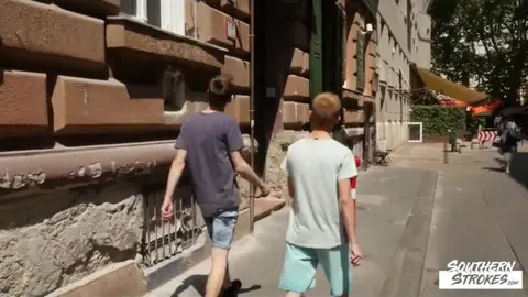 Twinks quentes em casa – Dominik e John