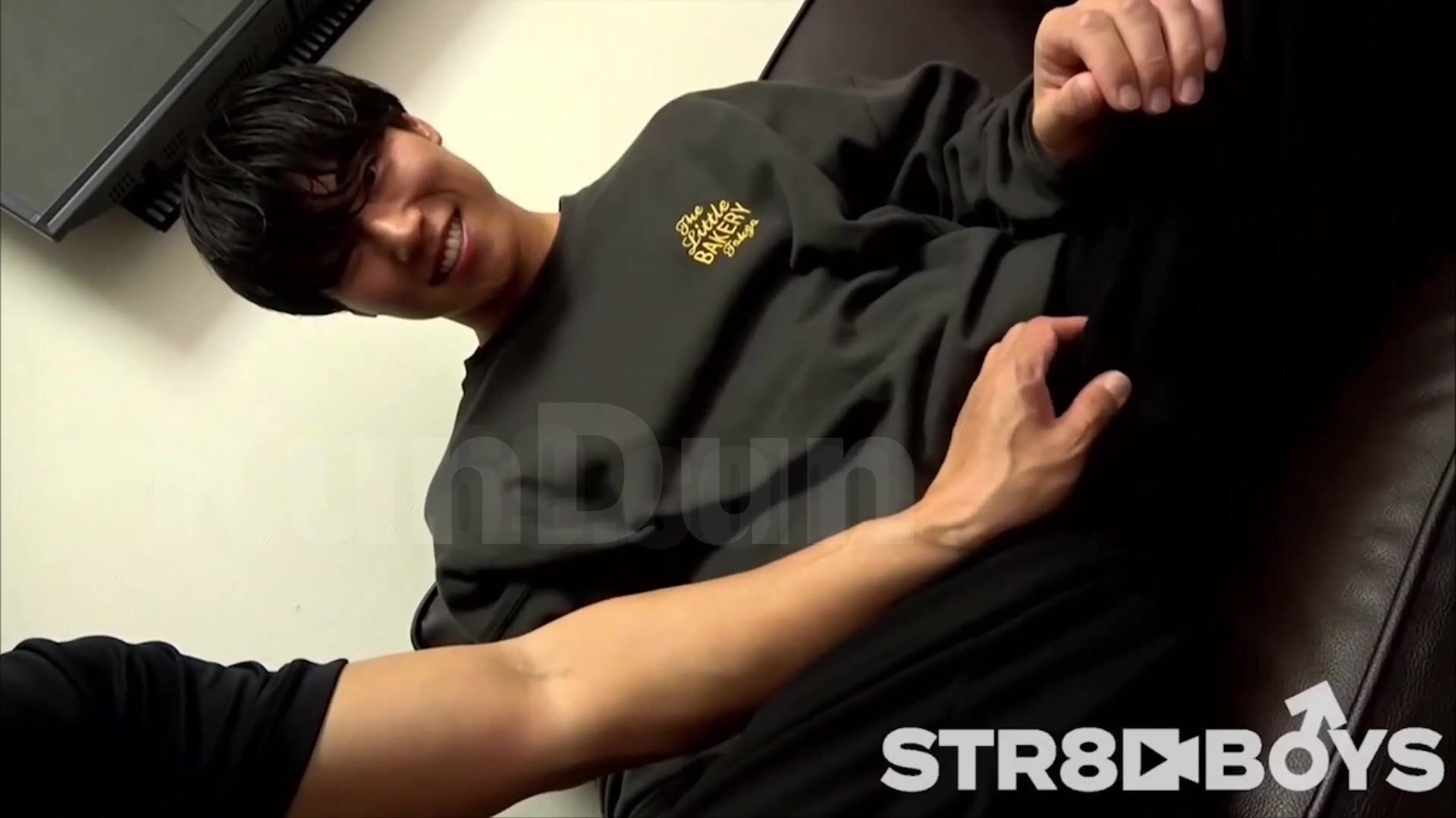 Active sports college student gets eaten by old man