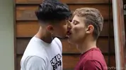 In barca col ragazzo delle pizze — Archi & Ollie (twink)