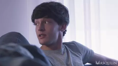 Markus Kage come o twink Edward Terrant