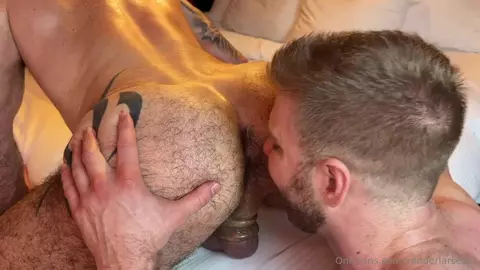 Adam Killian y Xander Larsen