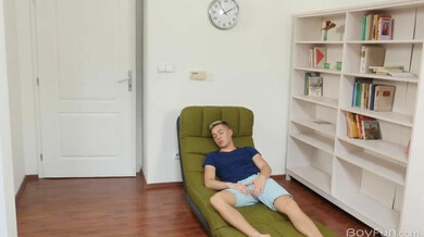 Casal quente em casa — Desmond & Max