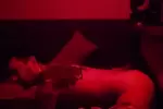 Mí tío se mete en mí cuarto