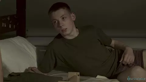 Barrack – baise au cul