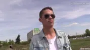 Heißes sexy Paar mit Freunden draußen – Pedro Hunte