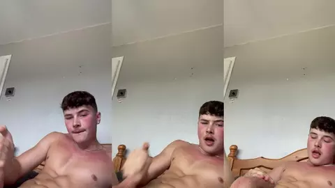 Bater uma punheta e gozar no meu corpo jovem e em forma - Corey Henley (itscoreyhenley)