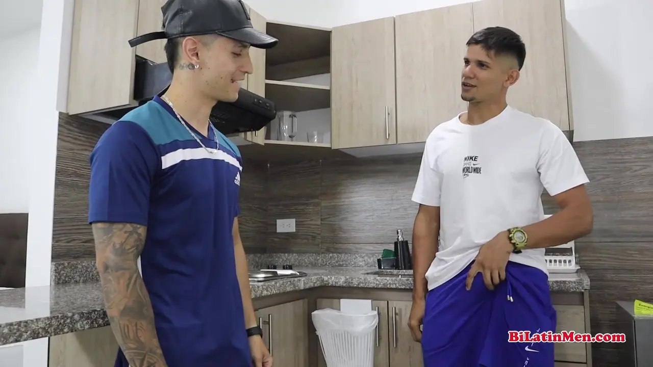 Voyaga etgan ayollar porno video