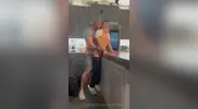 Porno-Paar – Hotel – Freunde – Dan & Damien