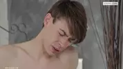 Threesome di twinks – William, Lucian & Erik