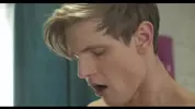 Coppia di twinks con amici – Erik & Jowl