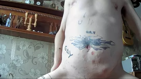 Je suis la pute d’un mec