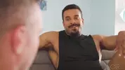 Le bodybuilder mûr Jericho James baise Manuel Skye