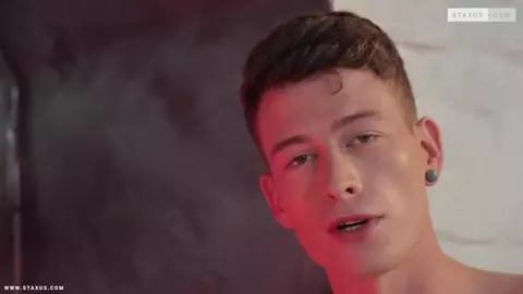 Coppia di twink calda – Craig & Bren