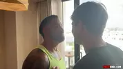 Jesus Octavido démont e Mickey Knox – creampie