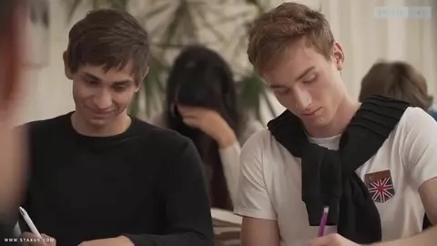 Casal de twinks porno em casa – Lior e Sammy 2