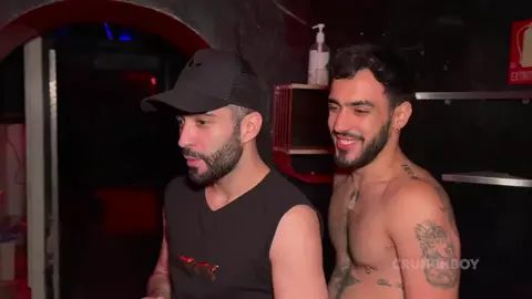 Douglas Smith X & Fernando XXL – Douglas Smith gut gefickt vom großen Schwanz von Fernando