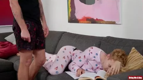 Pareja caliente en casa – John y Marcel