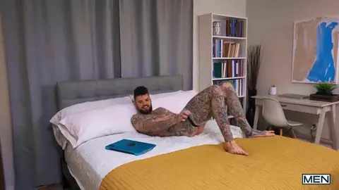 Pornô caseiro de casal – Hanzel e Joey