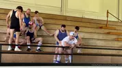 Papá de Seattle – Gangbang del entrenador Ben – Sembrado por el equipo