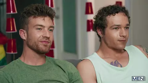 Jayden Marcos & Carter Collins — Pânico na república (Parte 1)