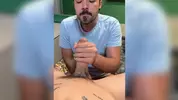 Ed Oliveira e Victor Veiga fodem no sofá – victxr_92