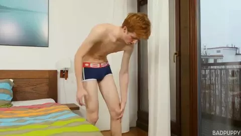 Show solo bien sexy d’un minet : Harry