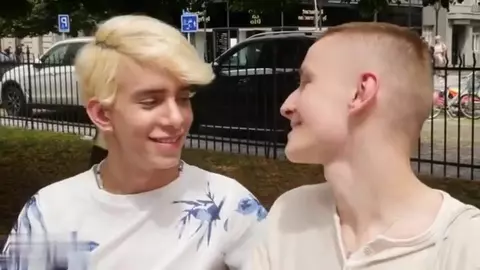 Coppia sexy di twinks — Rick & Alex