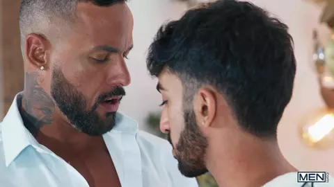 Geschäftlich hier – Ari Yummey, Jona Ortiz