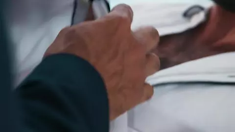 Qui per affari – Ari Yummey, Jona Ortiz