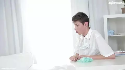 Porno-Paar im Büro – Twinks Matt & Dic