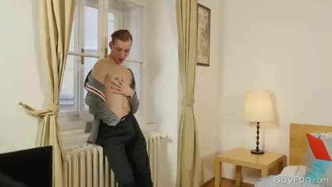 Sexy show di twinks a casa — Casper