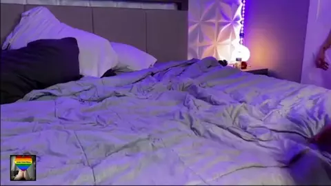 Threesome bollente di twinks — Ryke, Luca e Harley