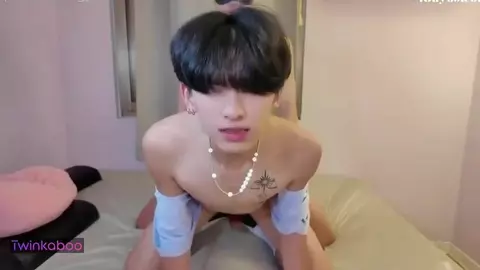 Japanischer Twink wird gefickt – leeeee_yy