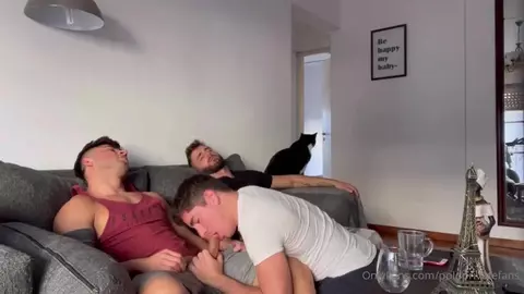 Poloxxxfans & Liam Galty comem Emanuel