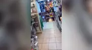 Diego Barros (dibarros1) - chupando y follando en la tienda